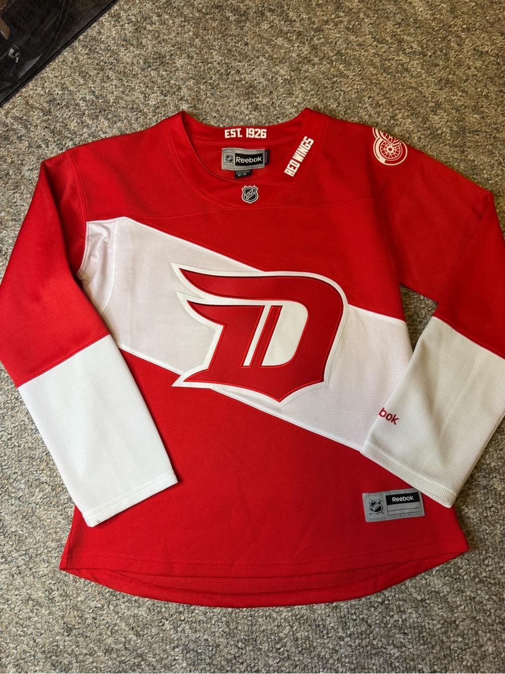 Detroit Red Wings 2016 Stadium Series replica jersey - women’s Reebok